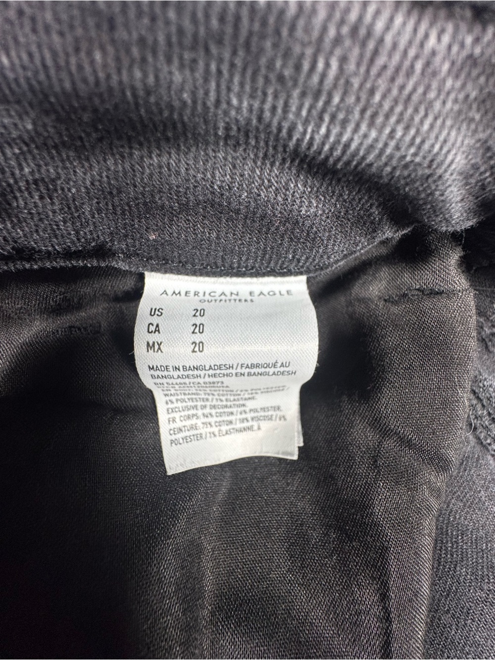 American Eagle Outfitters Black Distressed Denim Cutoff Shorts Size 20 - Picture 5 of 8